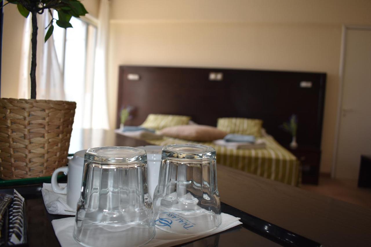 Andreas & Melanie Beach Hotel Governors Beach Exterior foto